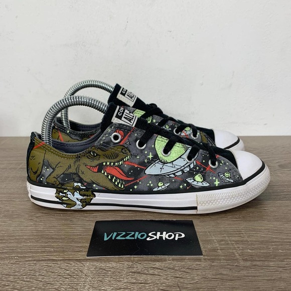 converse interstellar dino